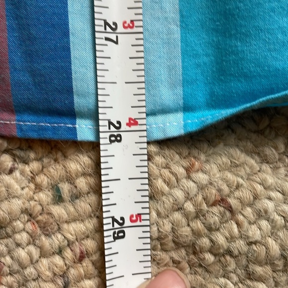 CHAPS pastel button down with paisley trim, size L - Picture 5 of 5